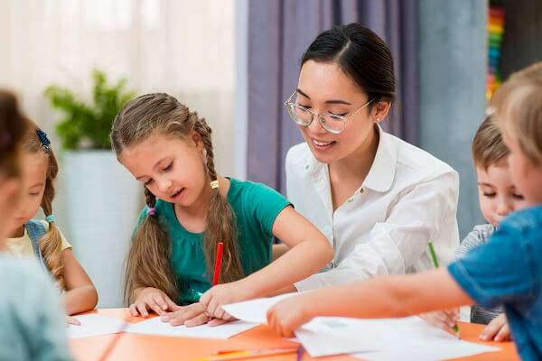 O controle sobre a impressão é essencial no ambiente escolar